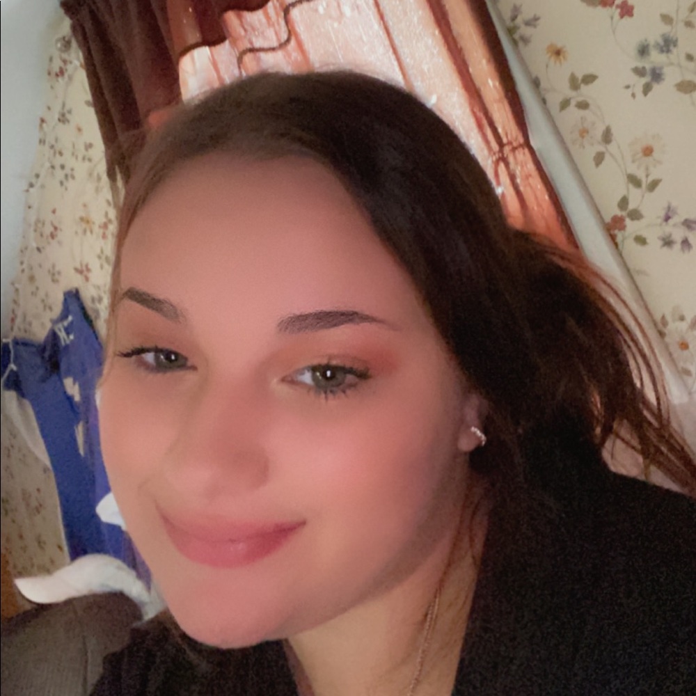 Meet your Posher, Bree